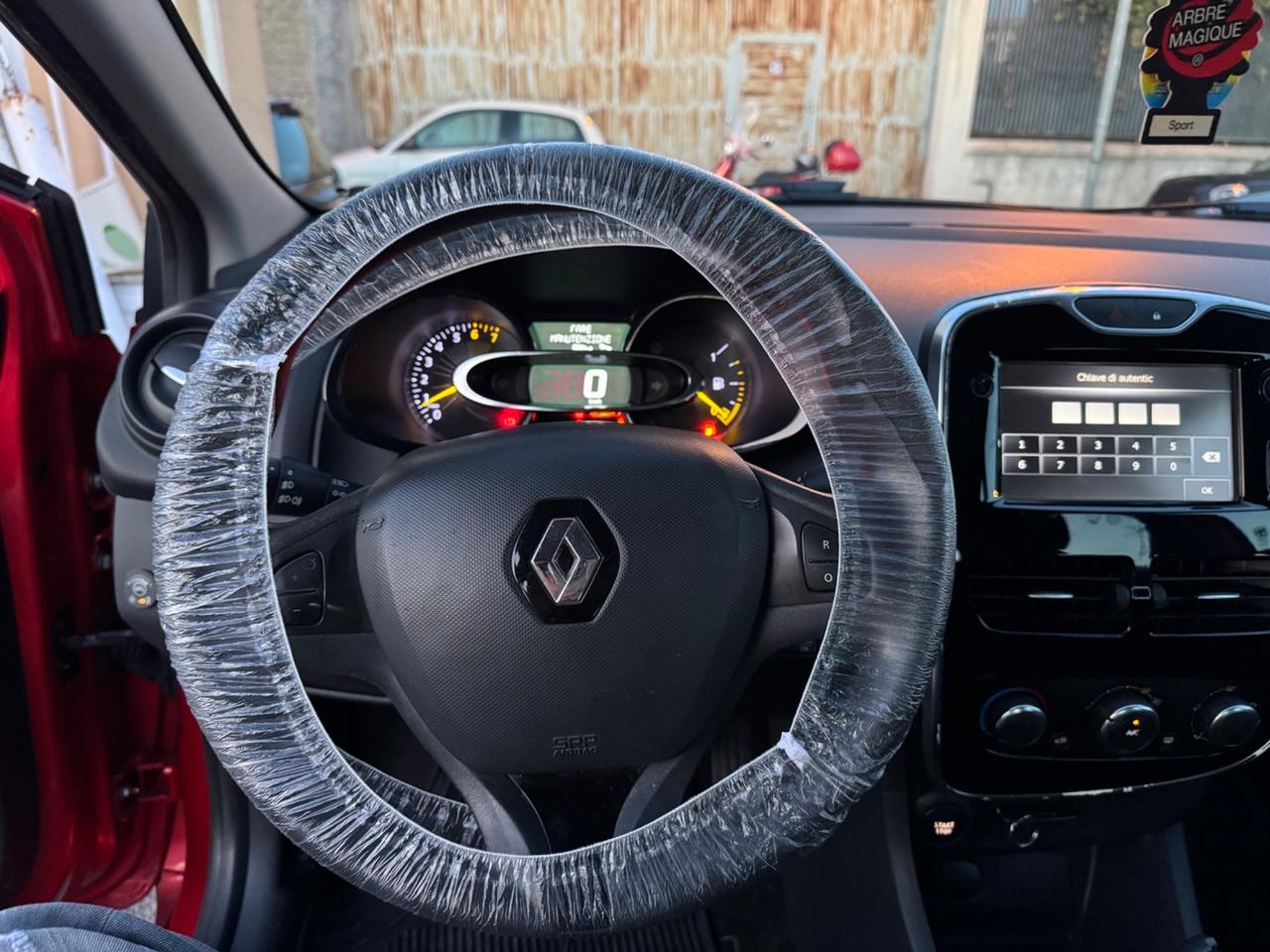 Renault Clio 1.2 GPL Live NAVI