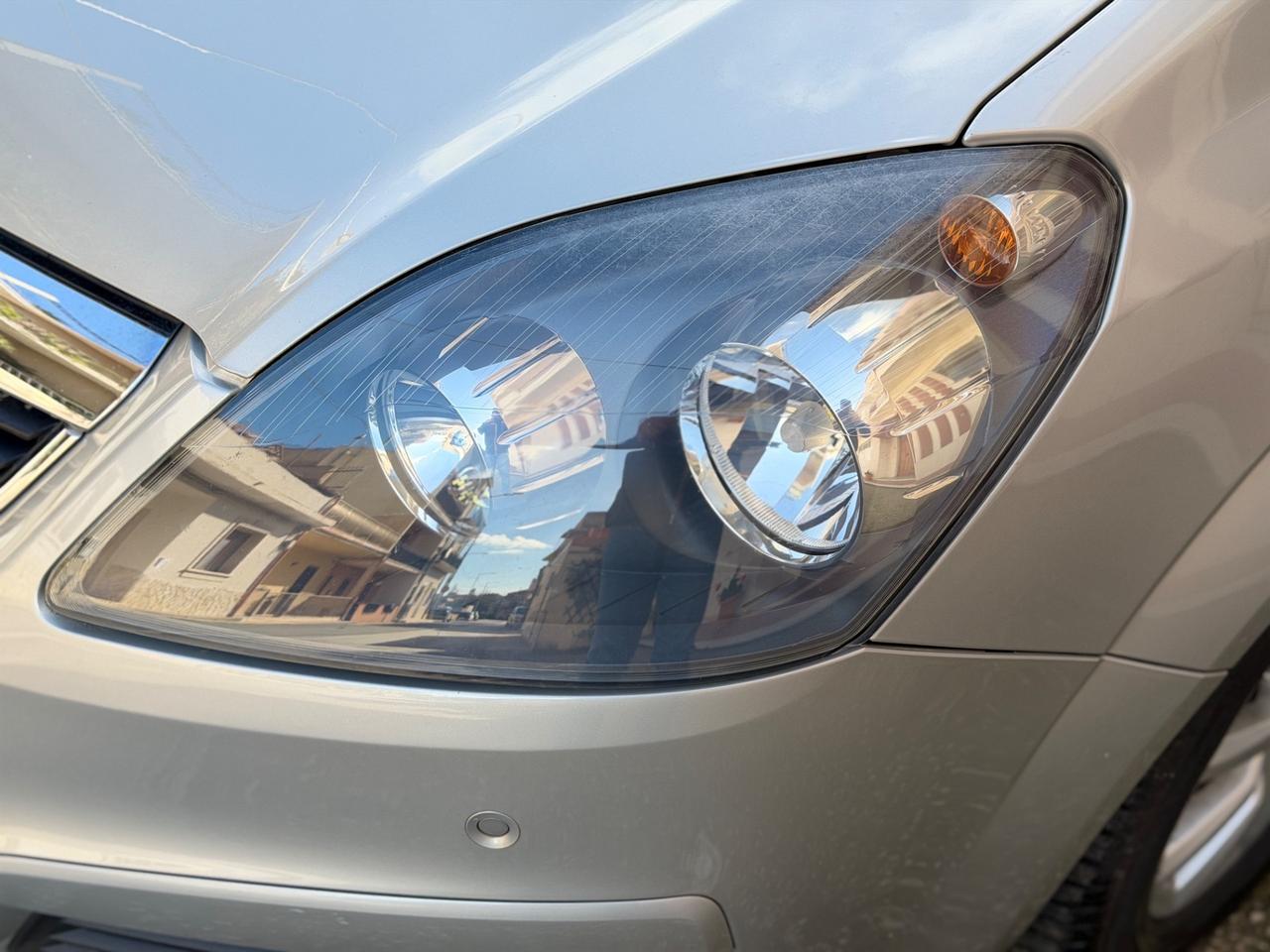 Opel Zafira 1.9 16V CDTI 150CV Cosmo cambio Aut