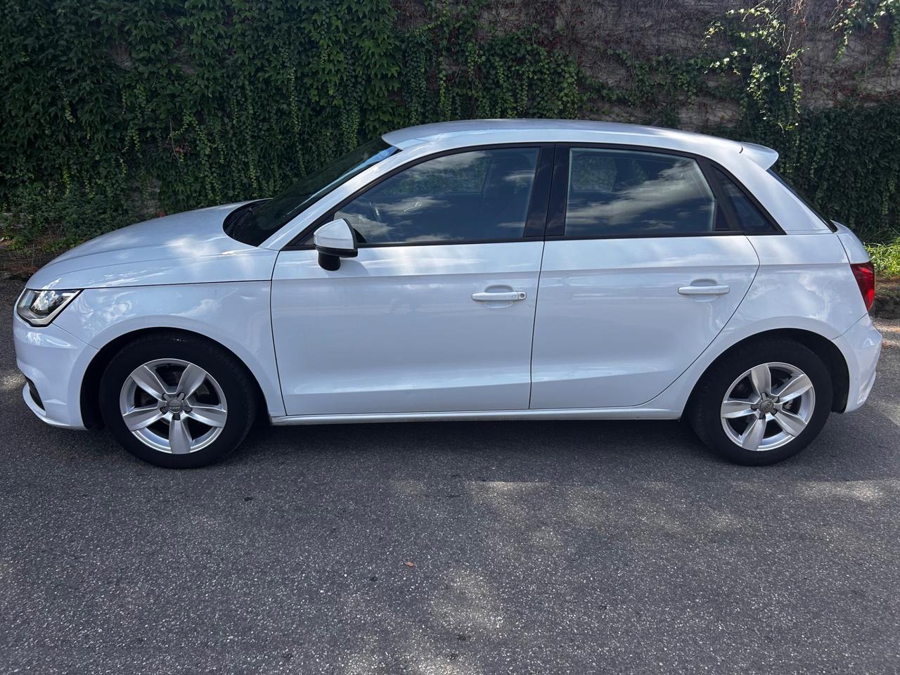 Audi A1 SPB 1.4 TDI Admired