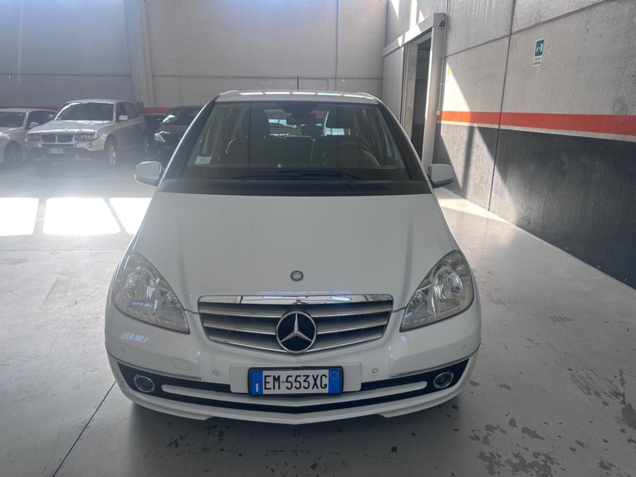 Mercedes-benz A 180 160 CDI AUTOMATIC Premium