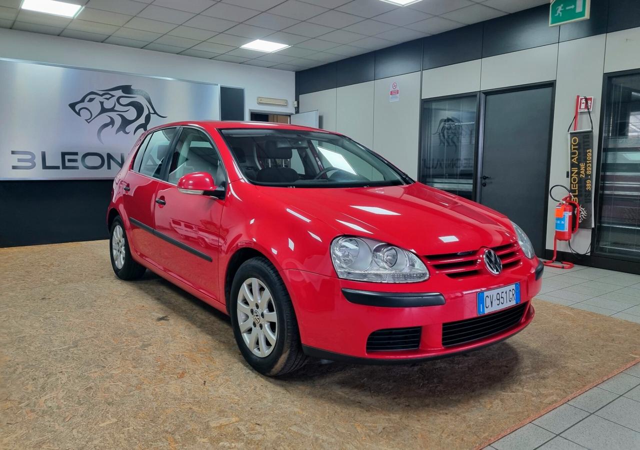 VOLKSWAGEN GOLF 1.6 BENZINA 102CV 5p. COMFORTLINE