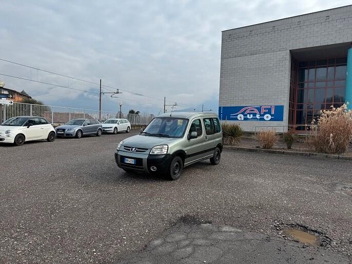 Peugeot Ranch 1.6 HDi 5p. Totem
