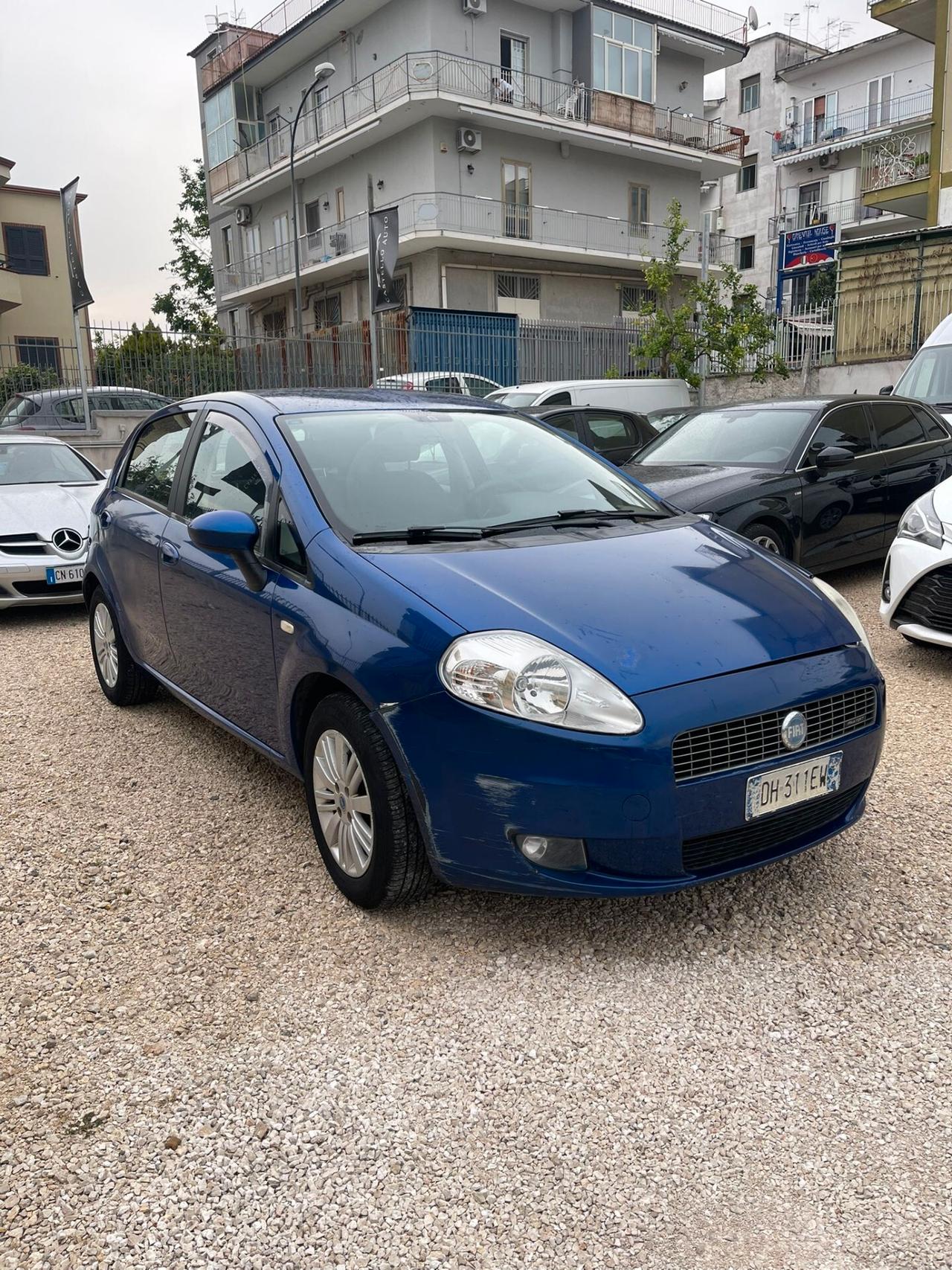 Fiat Grande Punto 1.3 MJT 75 CV 5 porte Dynamic