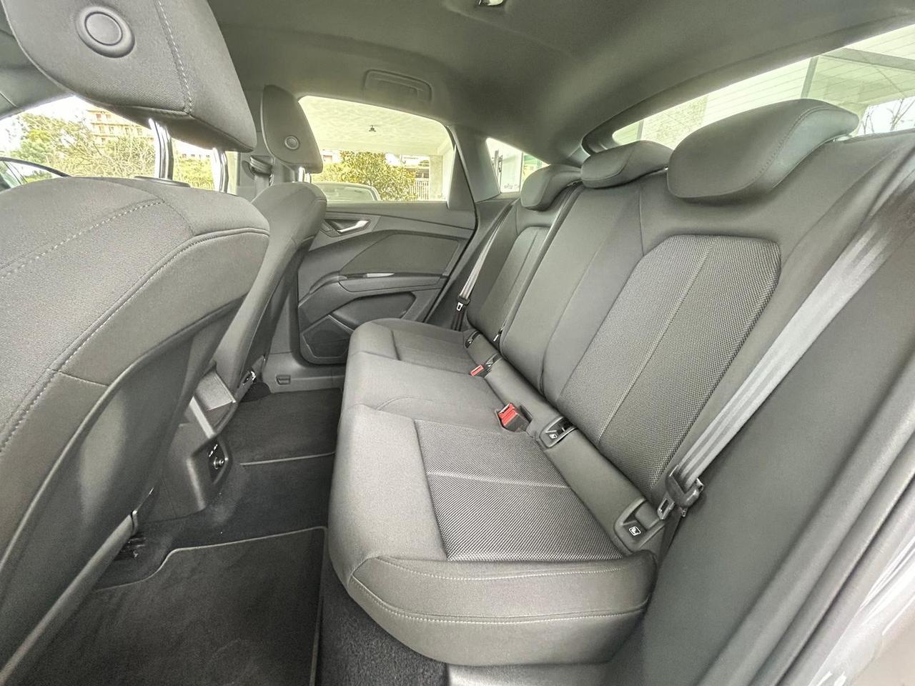 Audi Q4 40 e-tron S line edition
