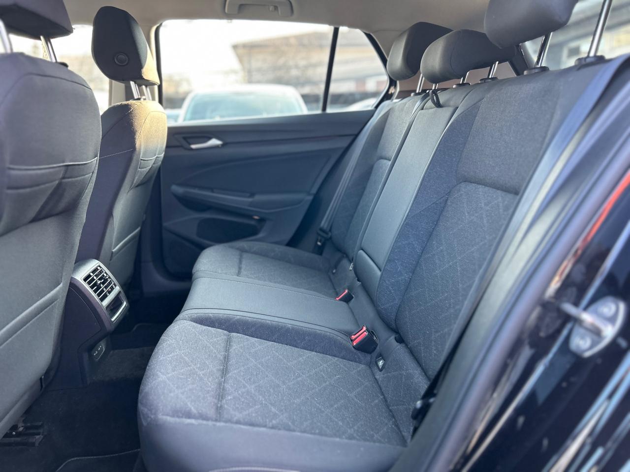 Volkswagen Golf 1.0 etsi evo Life 110cv dsg