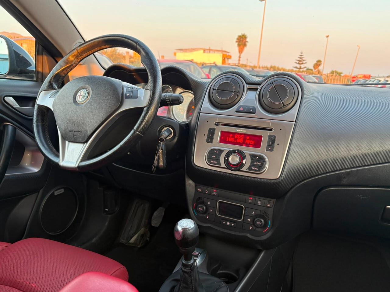 Alfa Romeo MiTo 1.4 T 155 CV Distinctive Premium Pack
