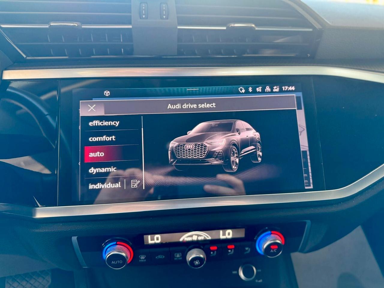 Audi Q3 35 TDI S tronic