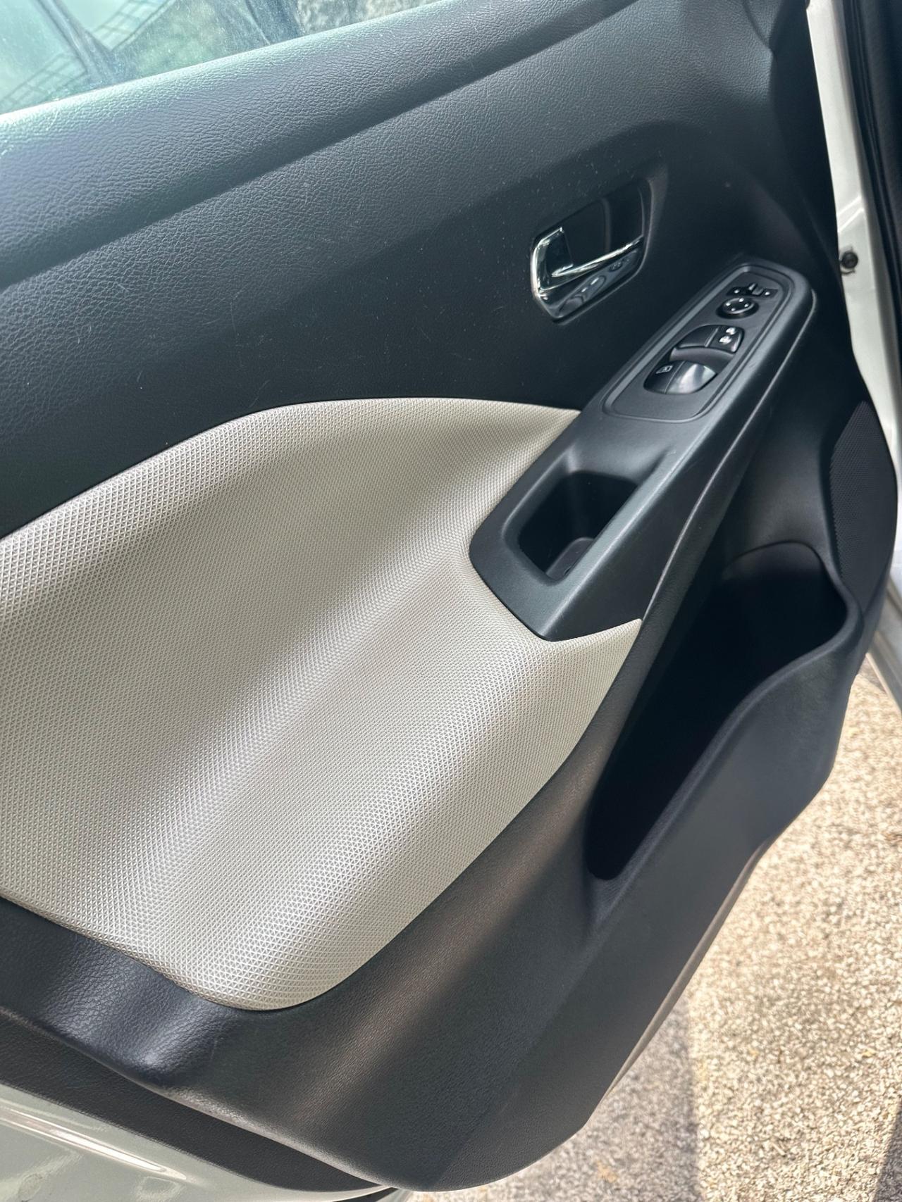 Nissan Micra 1.5 dCi 8V 5 porte Visia+