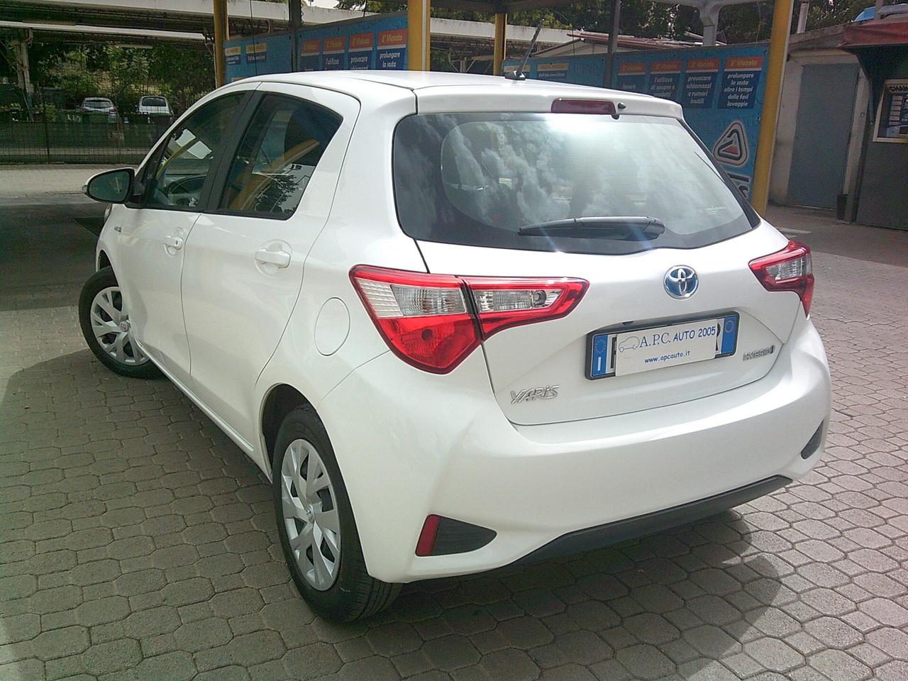 Toyota Yaris 1.5 Hybrid 5 porte Business*PREZZO REALE*