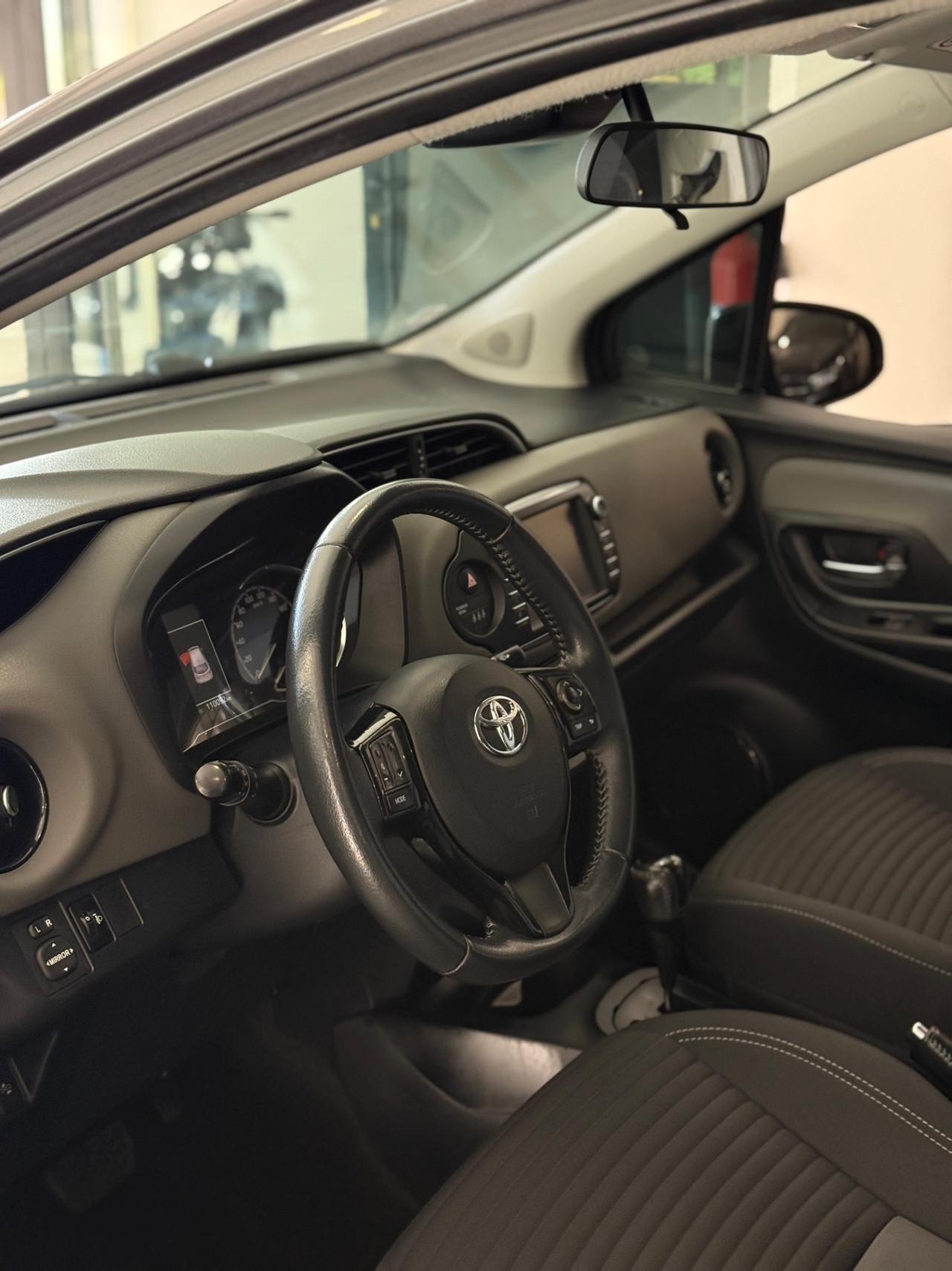 Toyota Yaris 1.5 Hybrid 5 porte Active