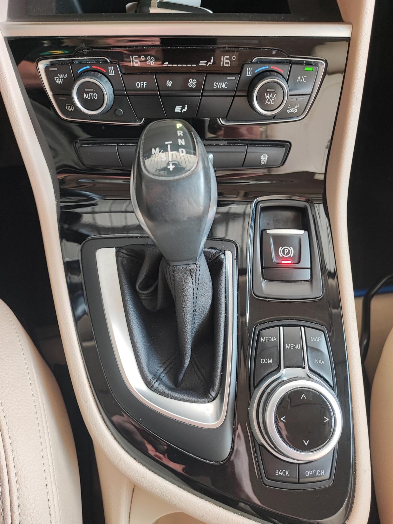 Bmw 2er Active Tourer 218d Sport