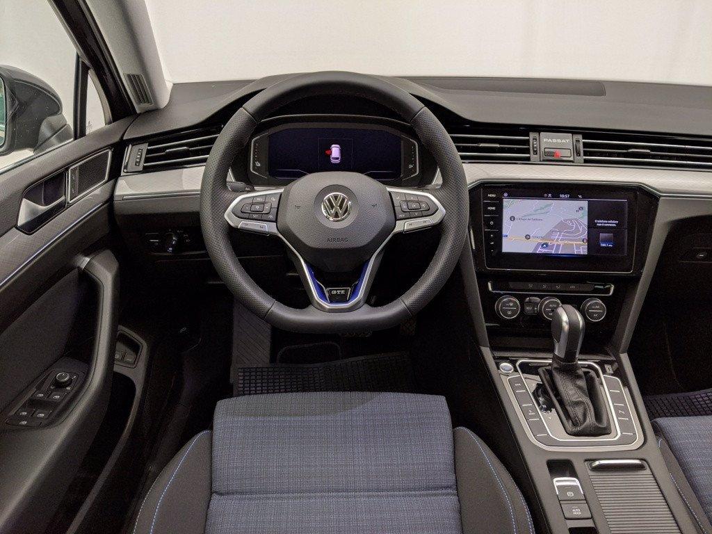 VOLKSWAGEN Passat Variant 1.4 GTE DSG Plug-In-Hybrid del 2019