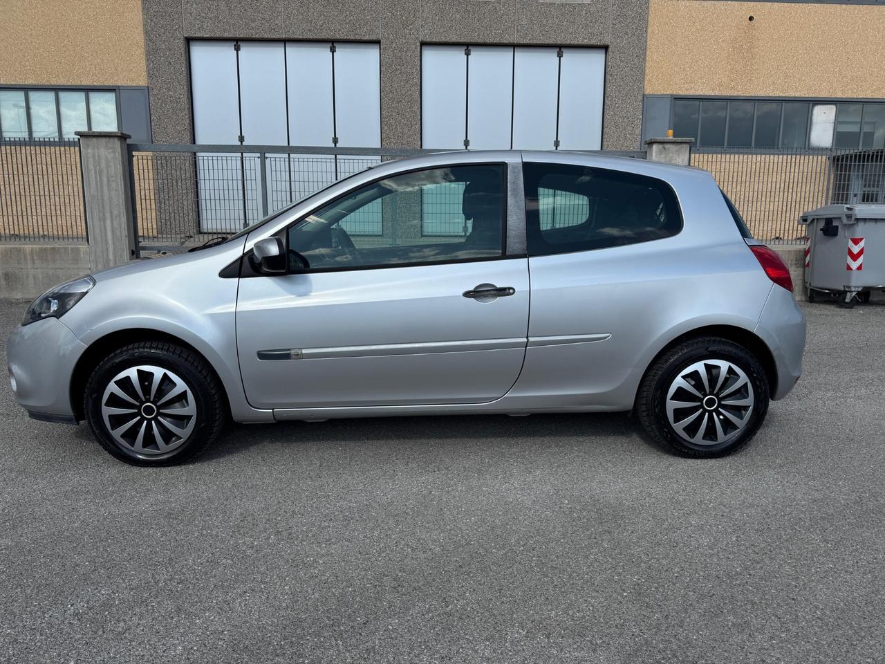 Renault Clio 1.2 16V Luxe 62000 km
