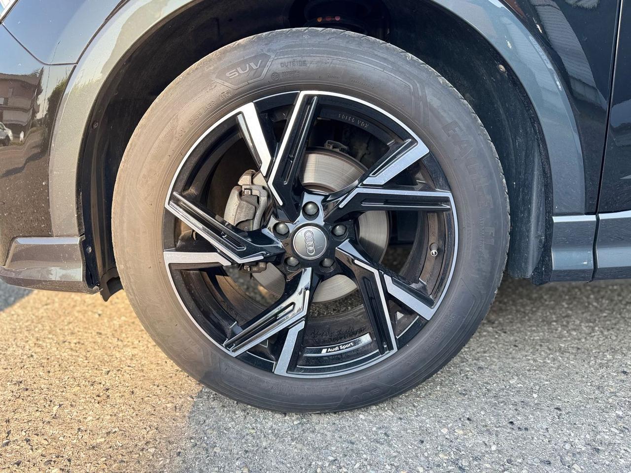 Audi Q3 S Line 2.0 35 TDI
