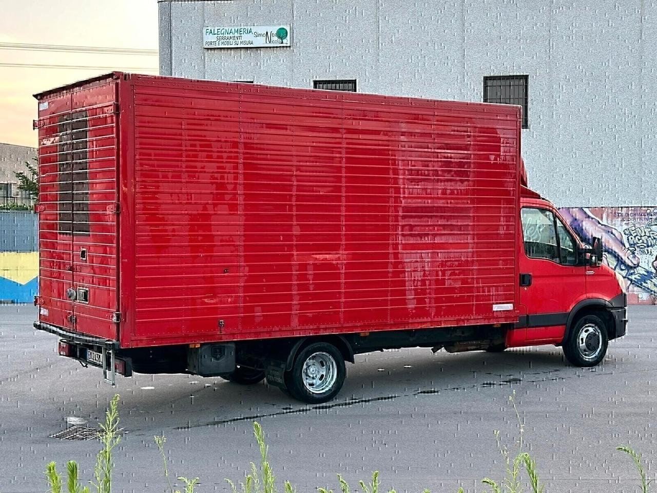 IVECO DAILY con 245.000km SUPER PREZZO!