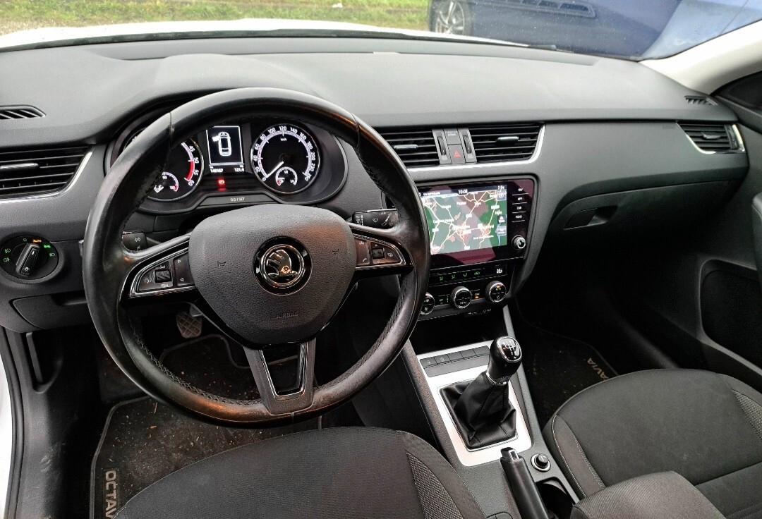 Skoda Octavia 1.6 TDI CR 90 CV Wagon Active