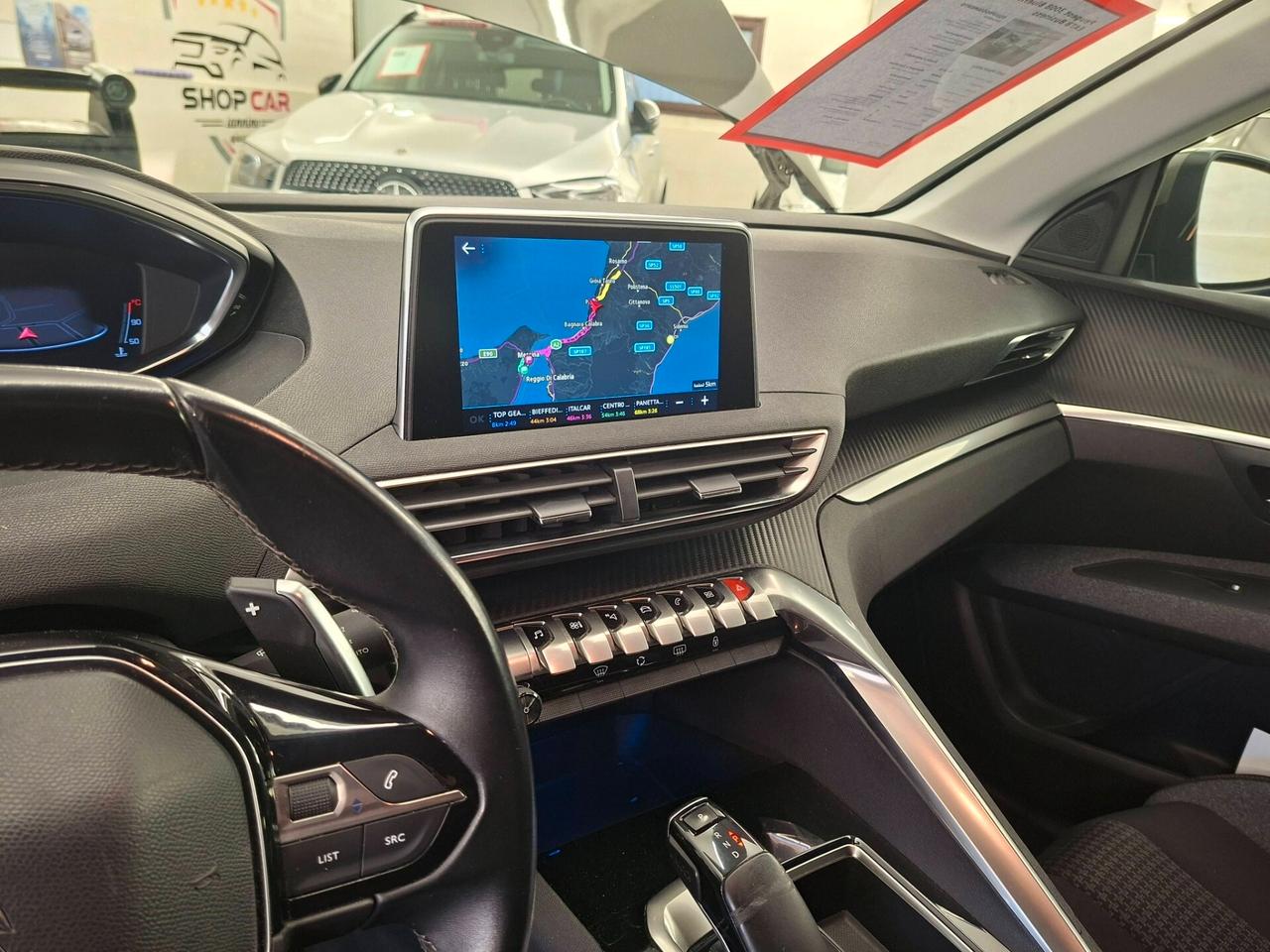 Peugeot 3008 BlueHDi 130 S&S EAT8 Business