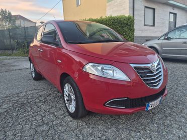 Lancia Ypsilon 0.9 TwinAir 85 CV 5 porte S&S Gold