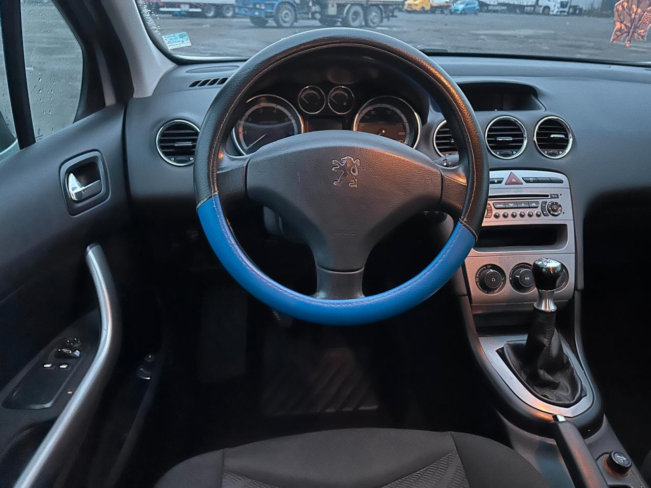 Peugeot 308 1.4 VTi 95CV 5p. Premium