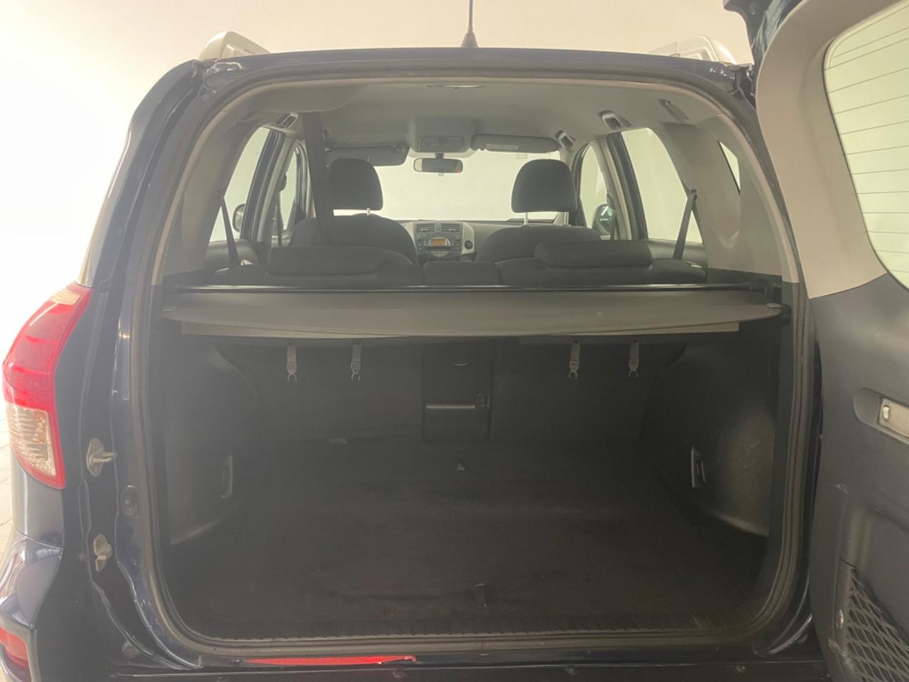 Toyota RAV4 2.2 D-4D 136 CV Sol 4x4 Perfetta