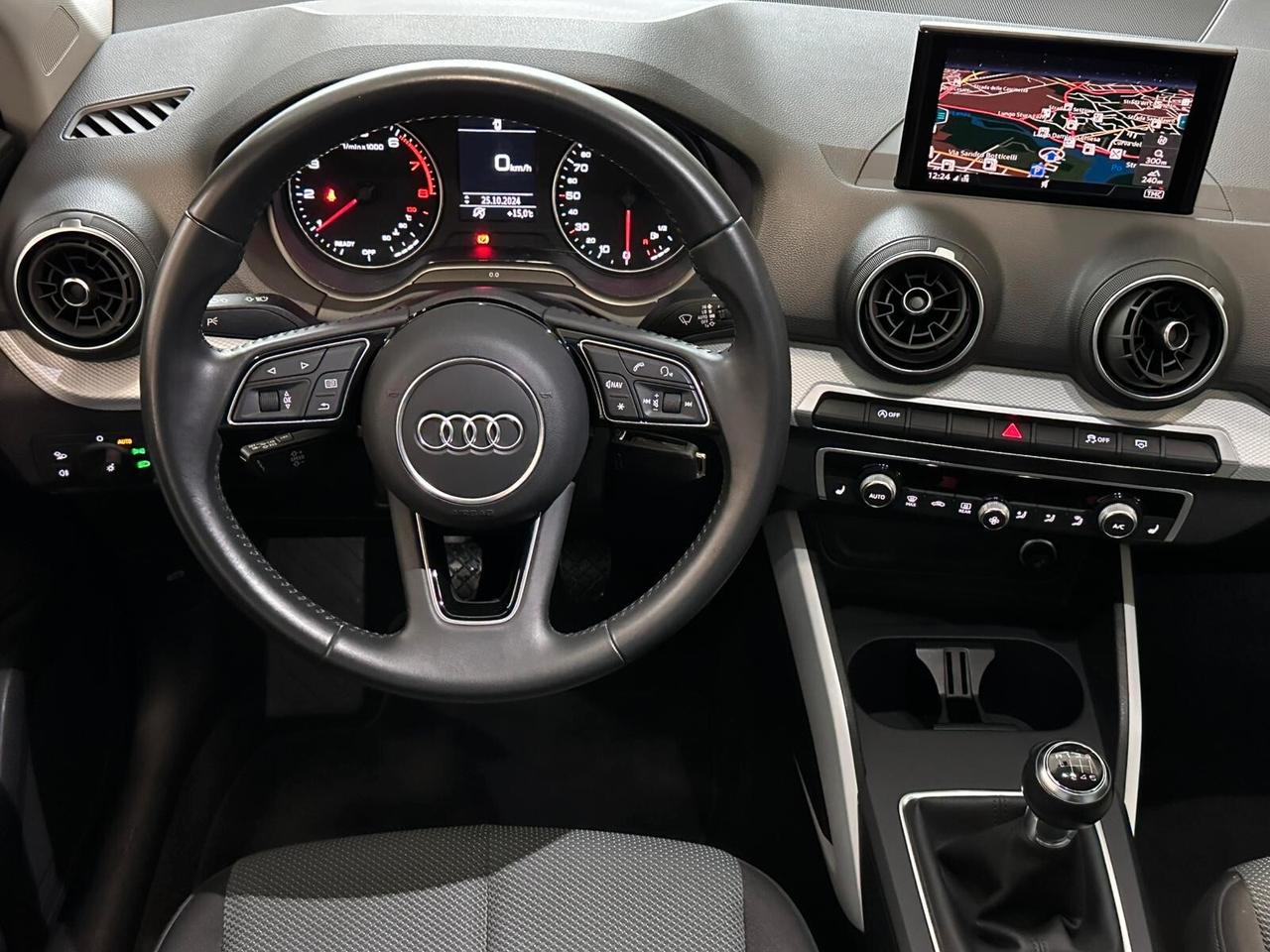 Audi Q2 30 TFSI Business Design