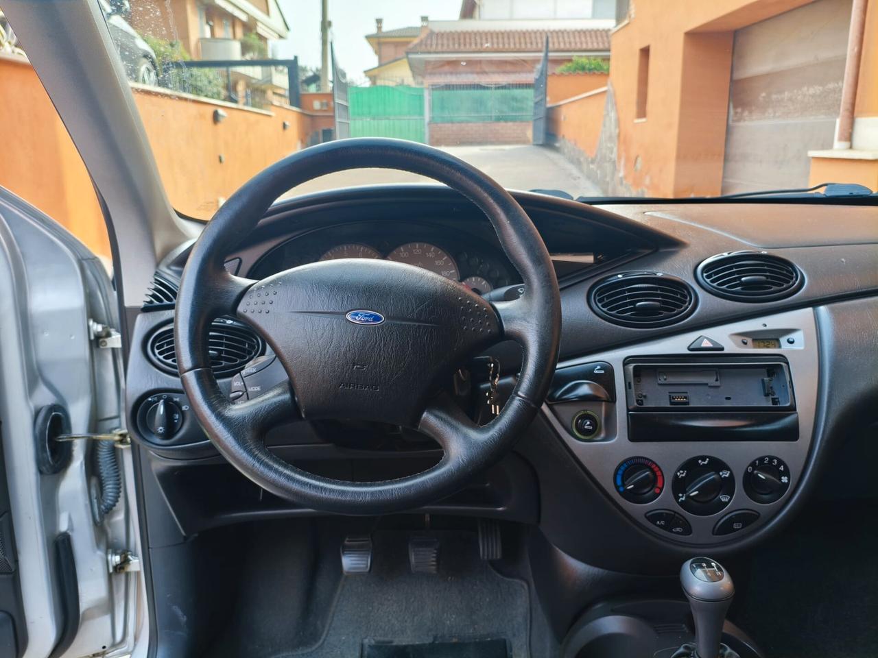 Ford Focus 1.6i - Unico Proprietario