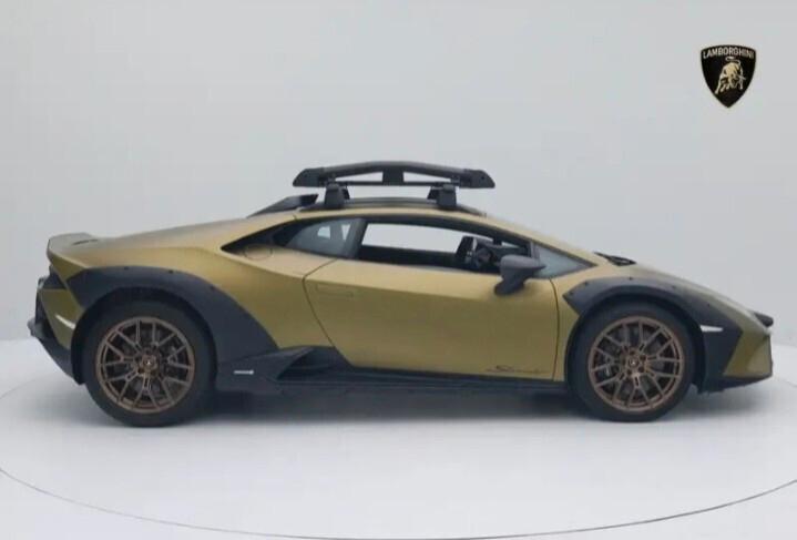 Lamborghini Huracan SPETTACOLARE Sterrato my 24 verde gea garanzia ufficiale