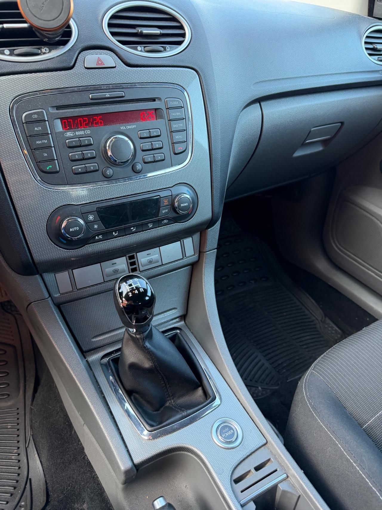 Ford Focus 1.6 TDCi (110CV) 5p. Tit. DPF