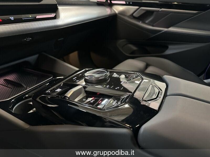 BMW Serie 5 G60 Berlina 520d 48V xdrive MSport Pro auto