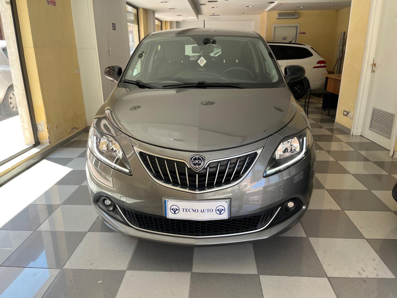 Lancia Ypsilon 1.0 FireFly 5 porte S&S Hybrid Gold Plus