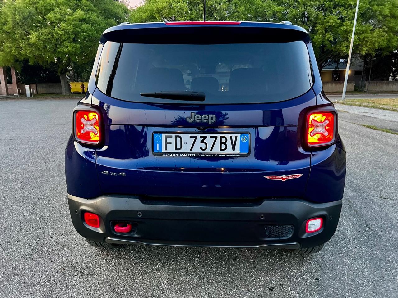 Jeep Renegade 2.0 Mjt 170CV 4WD Active Drive Low Trailhawk