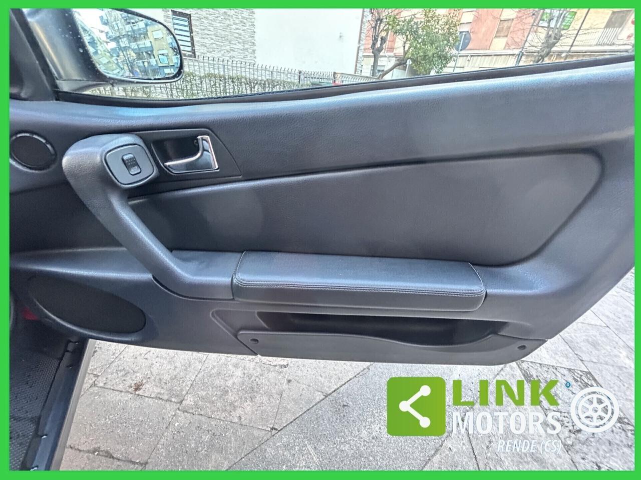 Alfa Romeo Spider 2.0i 16V Twin Spark cat 04/1995