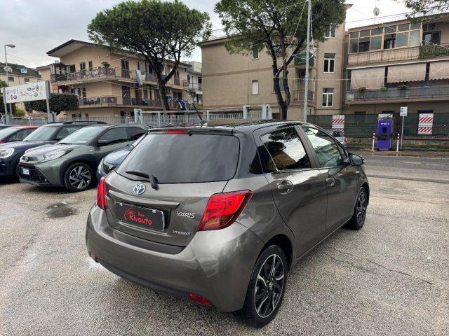 TOYOTA Yaris 1.5 Hybrid 5 porte Trend "Platinum Edition"