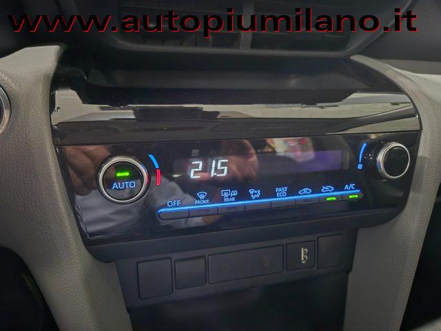 TOYOTA Yaris Cross 1.5 Hybrid 5p. E-CVT AWD-i Business