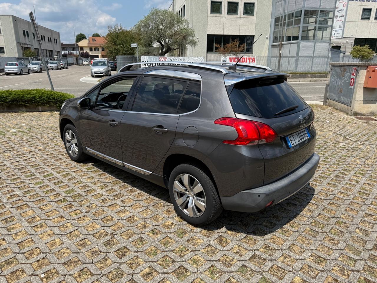 Peugeot 2008 1.2 VTi 82CV Cerchi*Navi*Pelle*Sensori