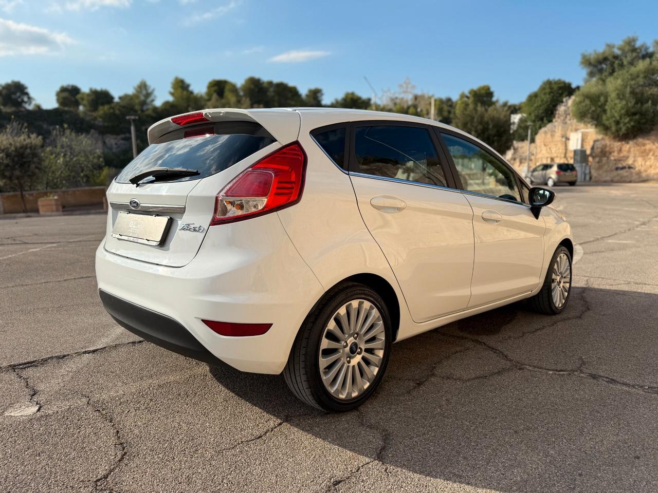 Ford Fiesta TITANIUM/1.6 95CV/LED/CERCHI 16"