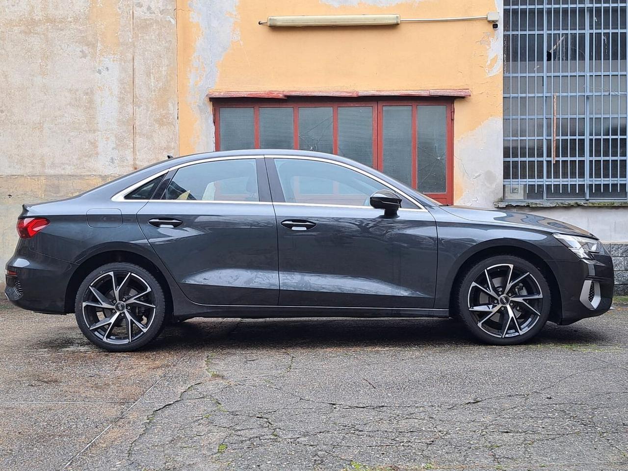 Audi A3 Sedan 35 TDI S tronic Business Advanced