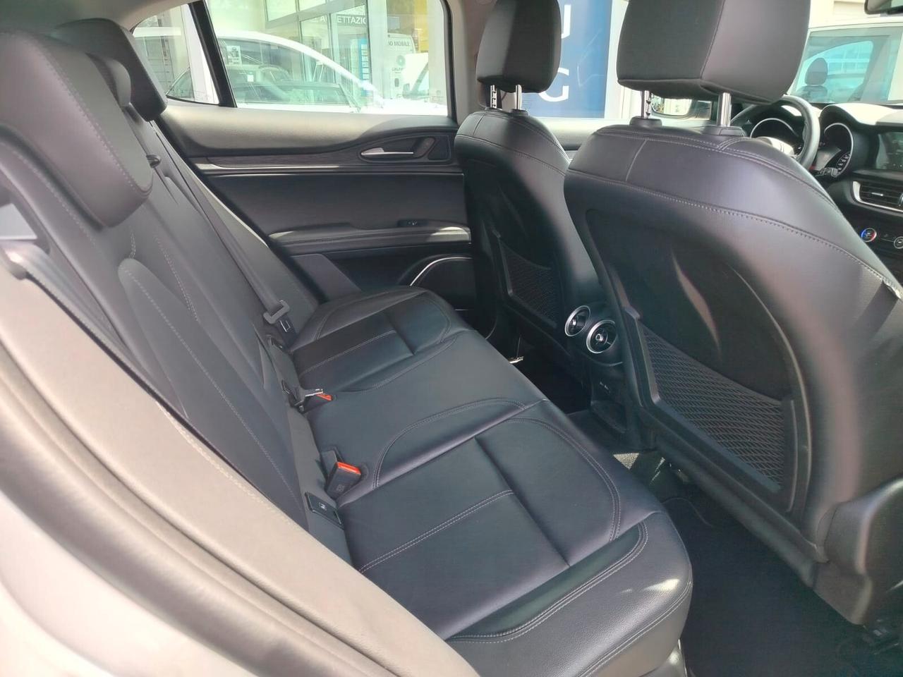 Alfa Romeo Stelvio 2.2 Turbodiesel 190 CV AT8 RWD Executive