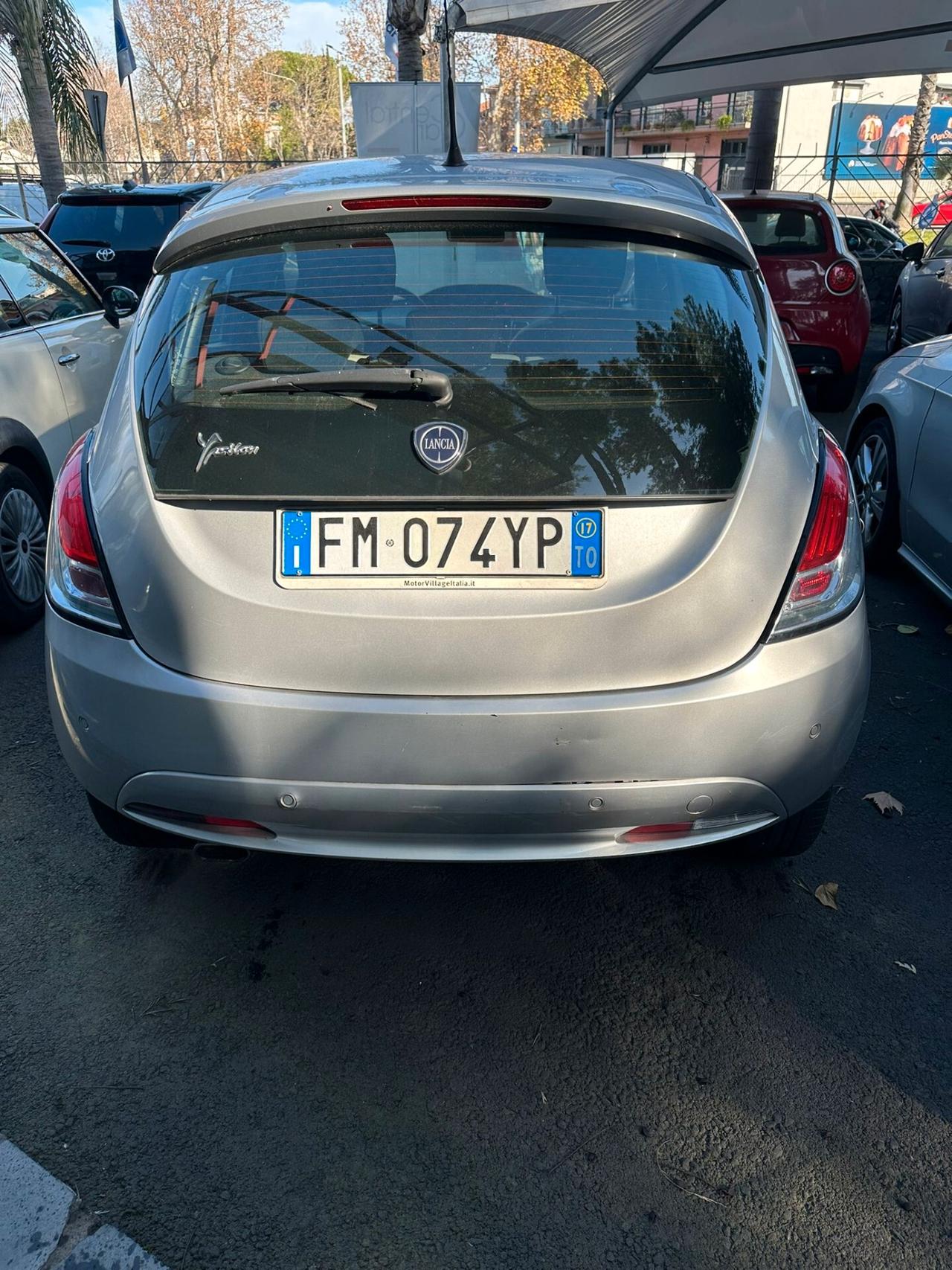 Lancia Ypsilon 1.2 69 CV 5 porte GPL Ecochic Gold