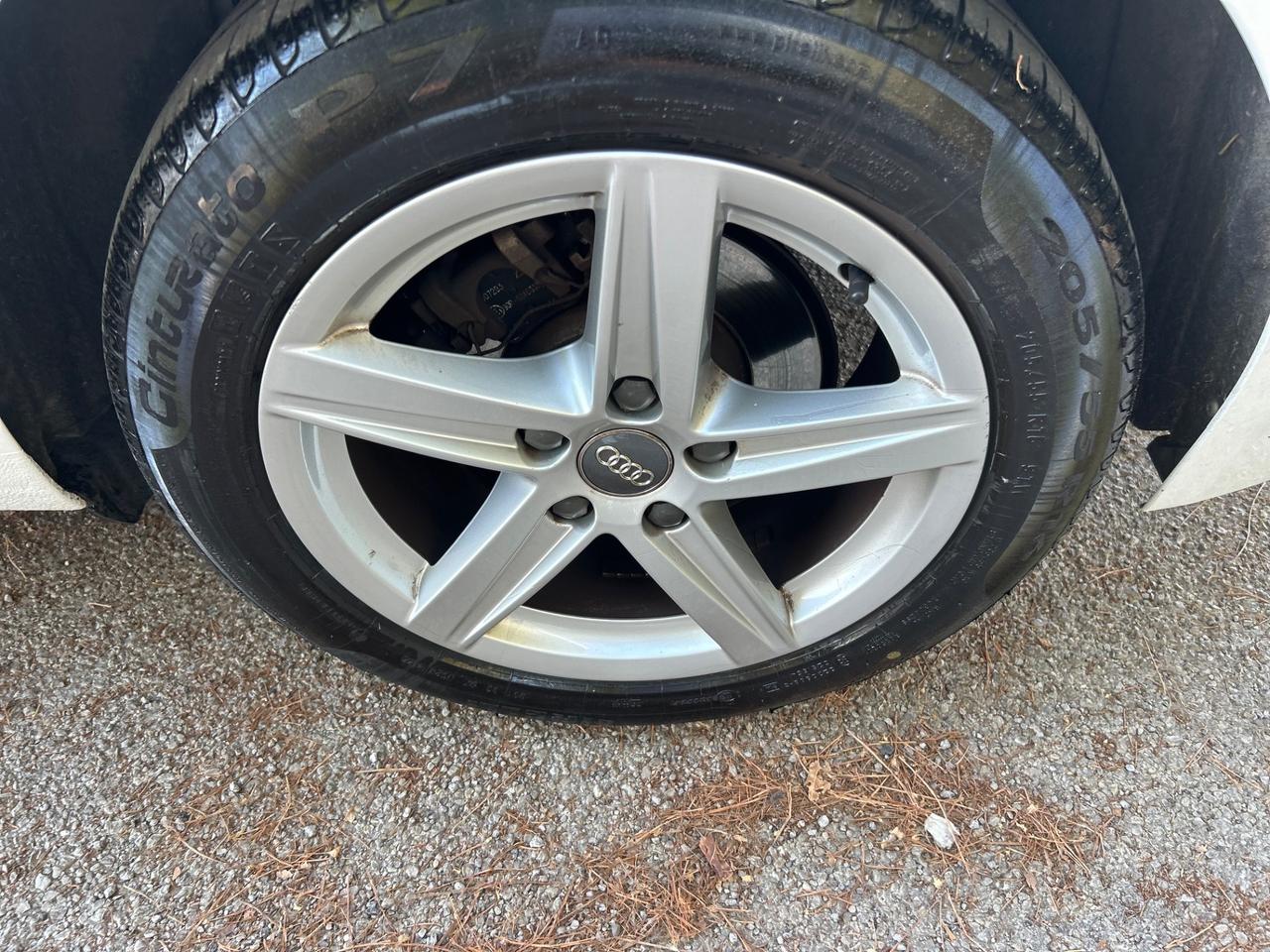 Audi A3 1600 tdi 115 cv sport