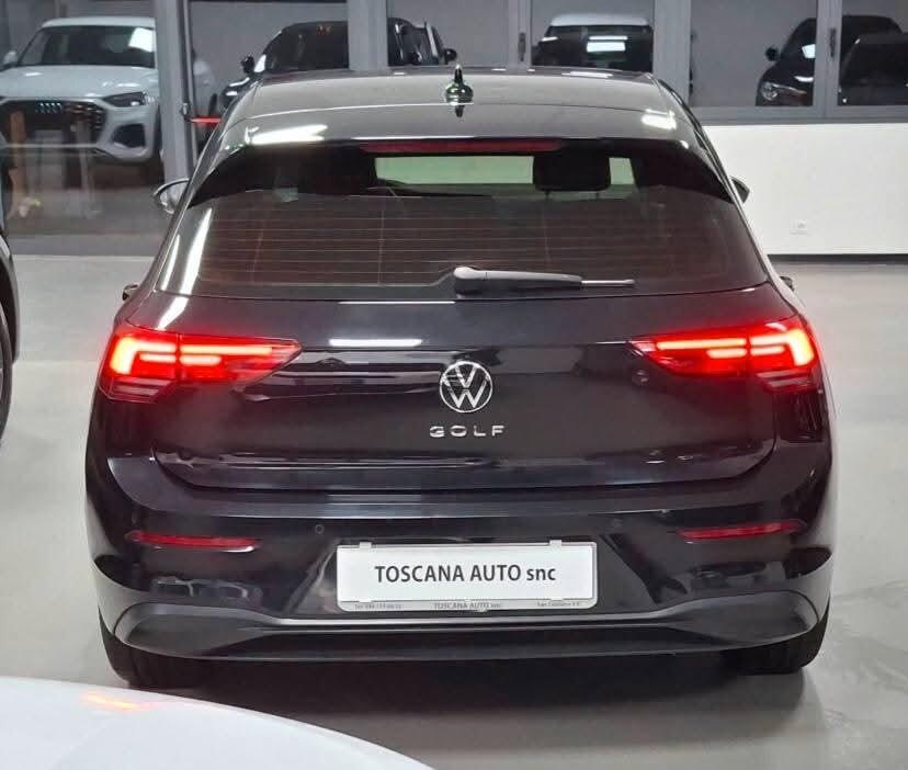 Volkswagen Golf 1.0 eTSI EVO DSG uniproprietario