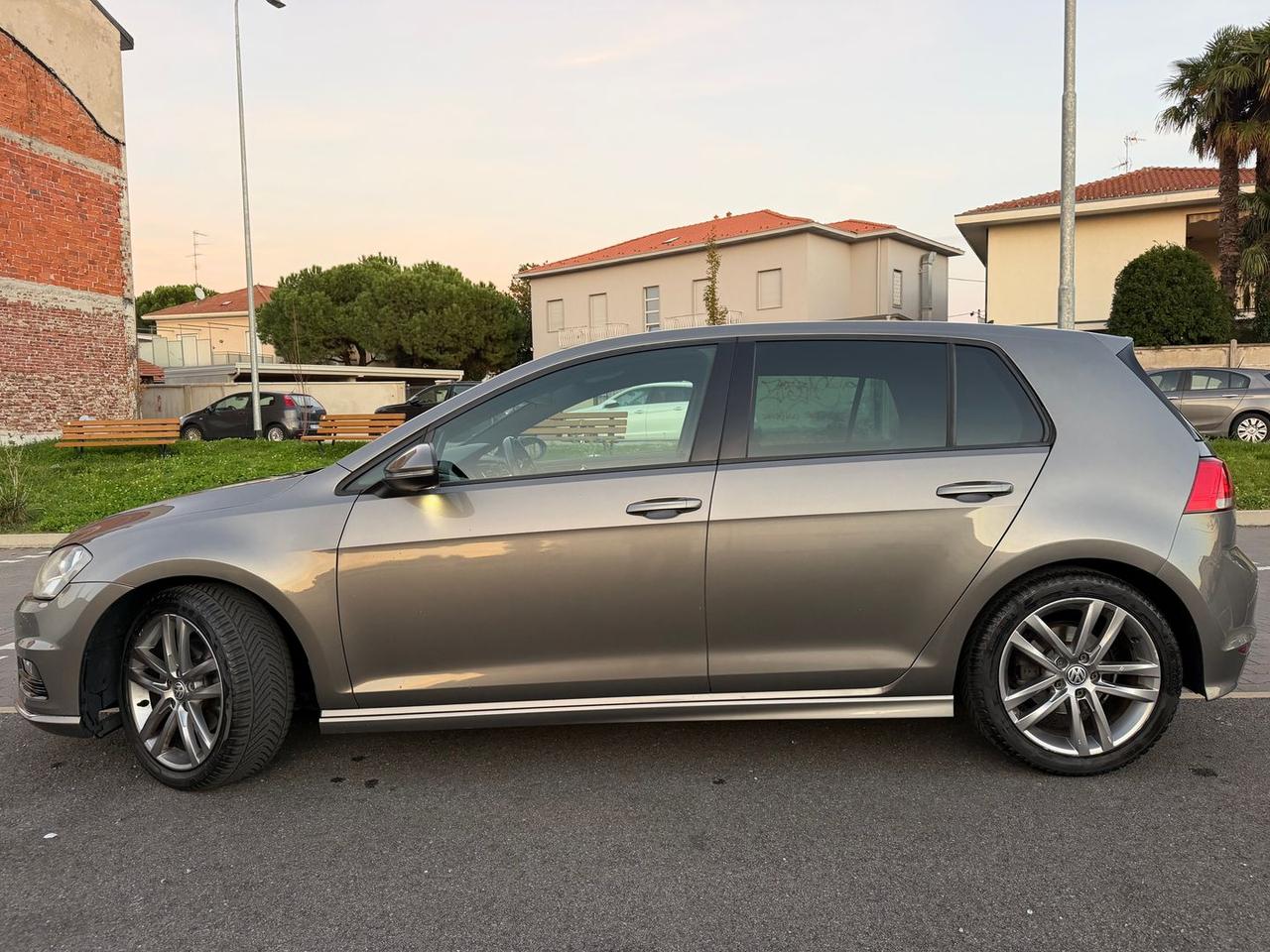 Volkswagen Golf 1.4 TSI BlueMotion R-Line #50735