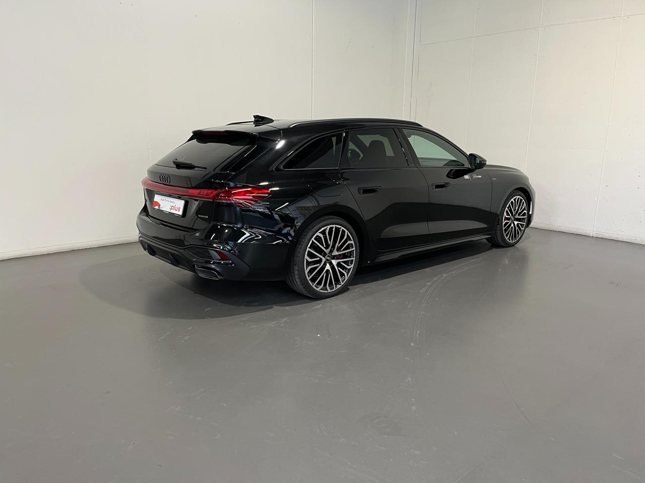 AUDI A5 AVANT E-HYBRID S-TRONIC QUATTRO S-LINE EDITION