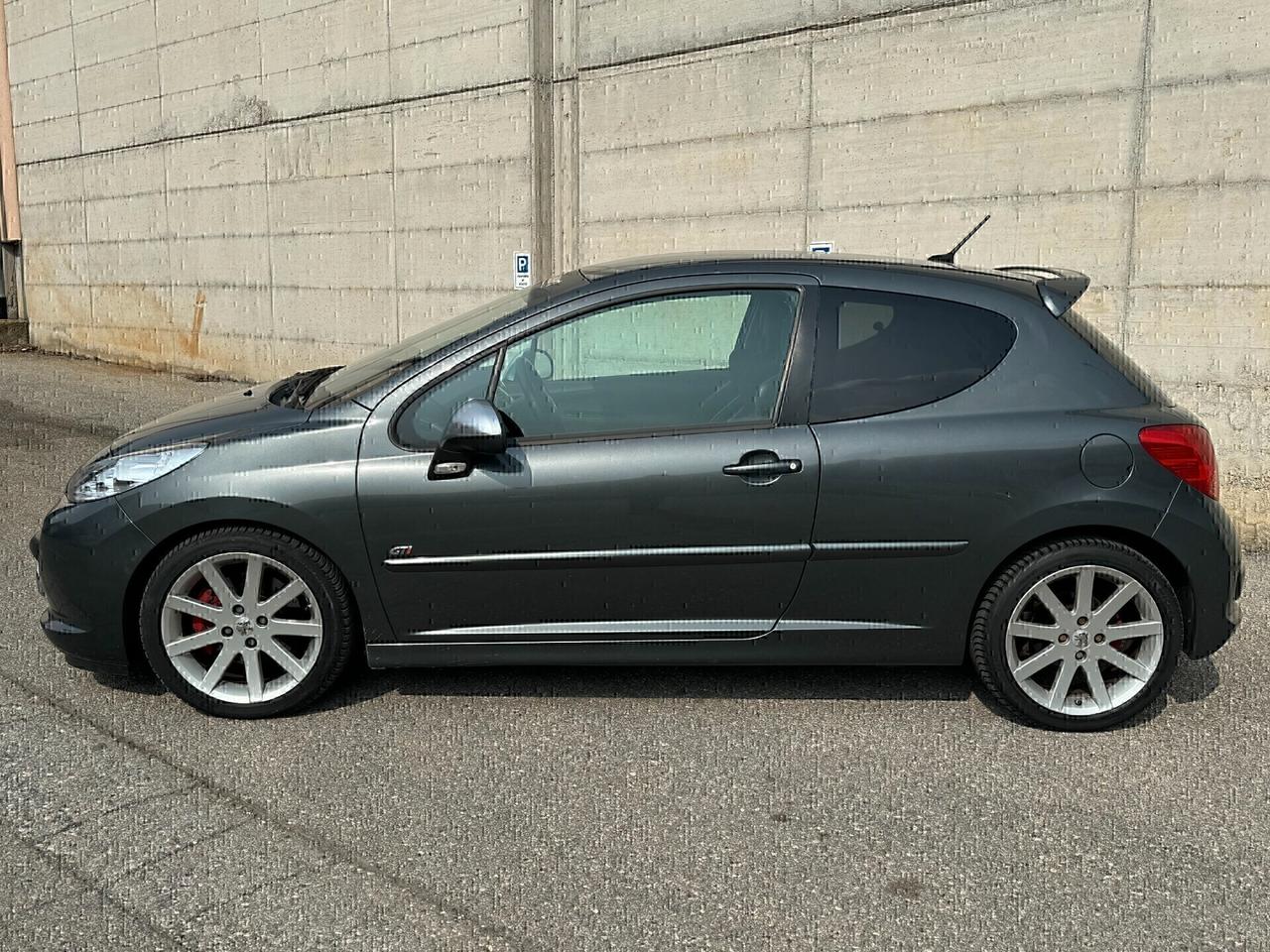 Peugeot 207 1.6 THP 175CV 3p. GTi