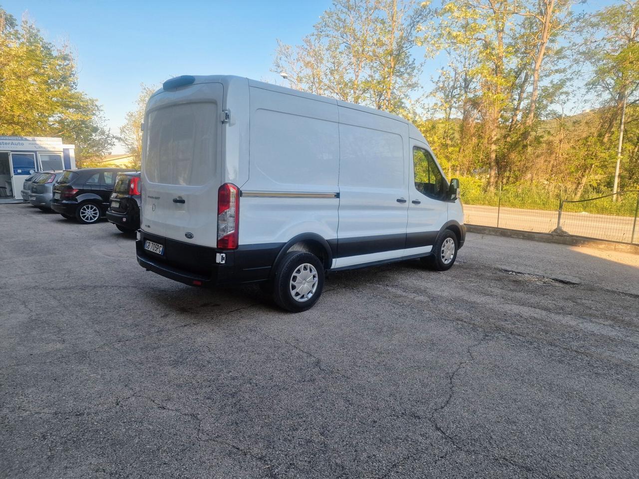 Ford Transit 350 L2H2 2.0 EcoBlue 170 CV – Motore NUOVO 0 KM