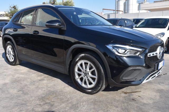 MERCEDES-BENZ GLA 180 d Automatic Business Extra *NAVIGATRE,TELECAMERA*