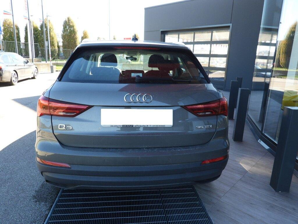 Audi Q3 35 2.0 TDI Business S tronic