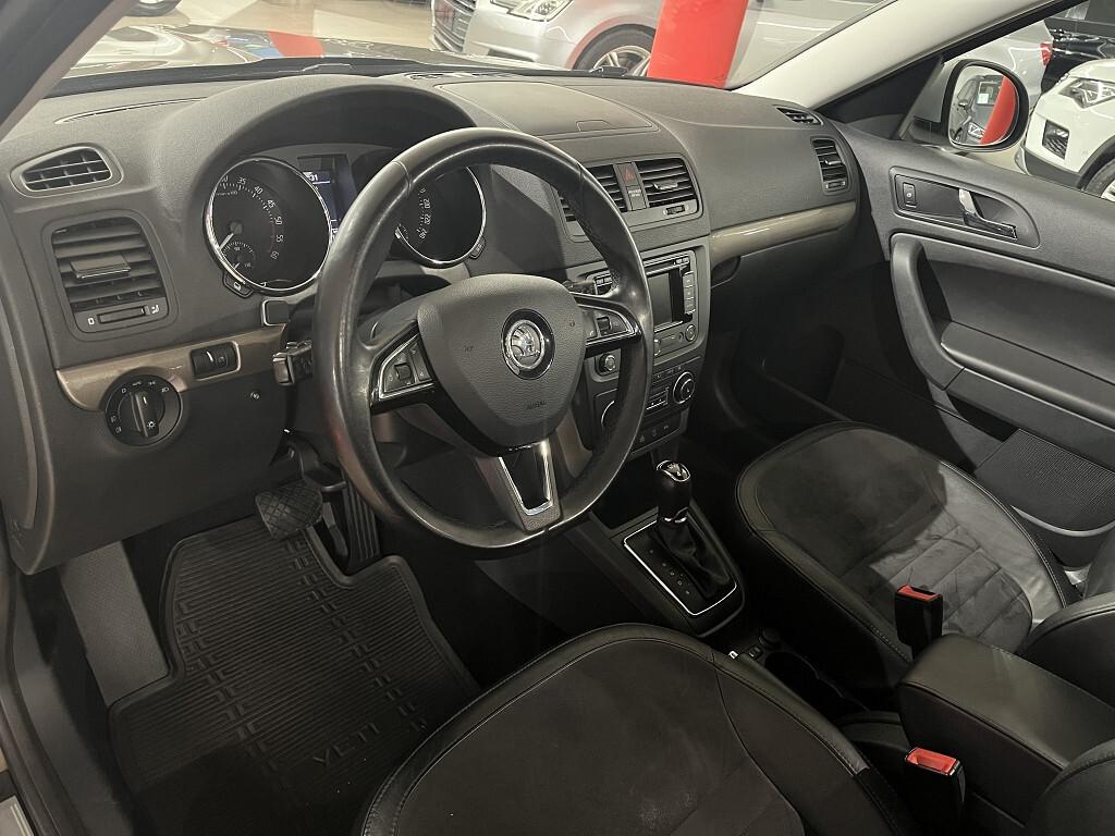 Skoda Yeti Outdoor 2.0 TDI CR 140 CV DSG 4x4 Elegance
