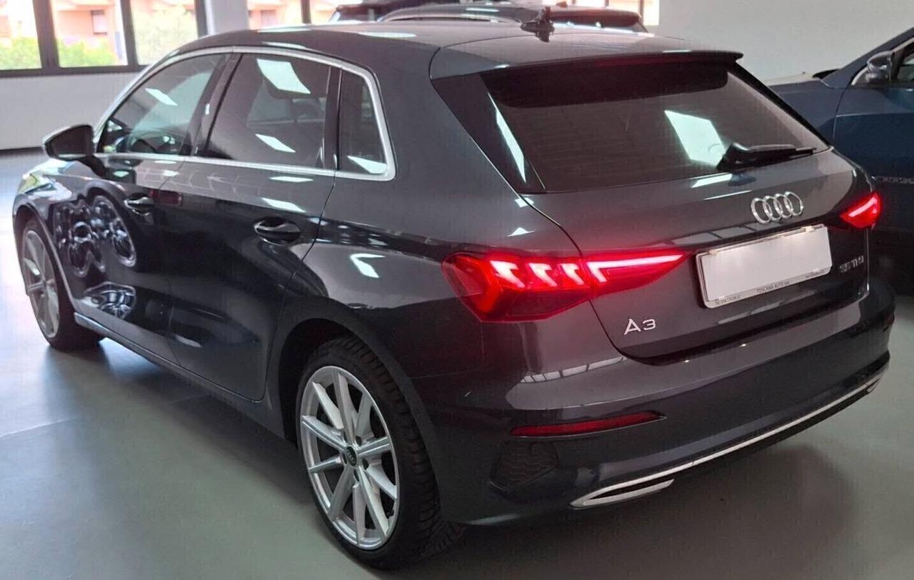 Audi A3 SPB 35 TFSI S line edition Fari full led