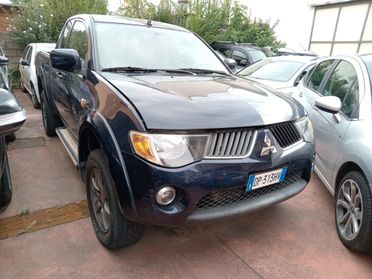 Mitsubishi L200 2.5 DI-D/136CV Club Cab Insport